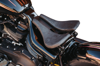 SEAT SPRING OLD SCHOOL