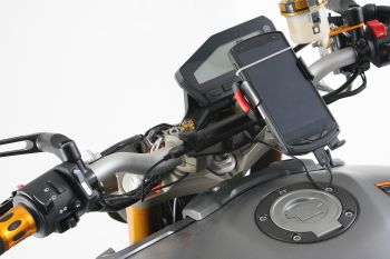 Daytona mountbar+USB socket, handlebar clamp mount type