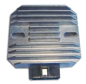 DZE Pingeregulaator DZE02353 (12V, 25A) sobib APRILIA; BENELLI; DERBI; GILERA; ITALJET; MALAGUTI; PIAGGIO/VESPA