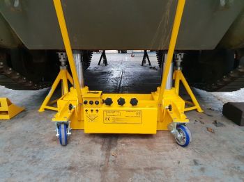 MAJORLIFT MILITAARTEHNIKA 20T TUNGRAUD TOPELT SILINDRITEGA