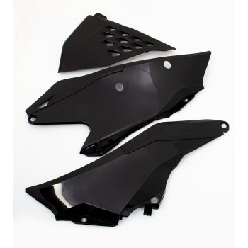 Külgpaneel Gaasiga Ventileeritav 21- Must