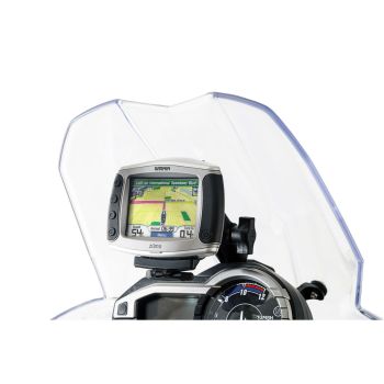 COCKPITI GPS KINNITUS