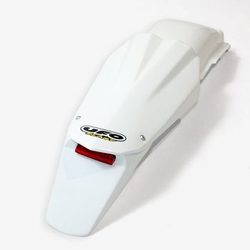 UFO Baksk?rm Enduro m lampa HVA 2T 05-, 4T 05-07 vit 041