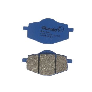 BREMBO Piduriklotsid 07YA1407 BREMBO keraamiline / süsinik, mõeldud kasutamiseks maantee sobib ADLY; BETA; GILERA; ITALJET; LINHAI; MBK; SACHS; YAMAHA