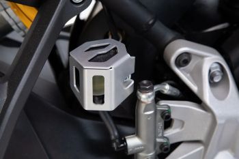 BRAKE RESERVOIR GUARD
