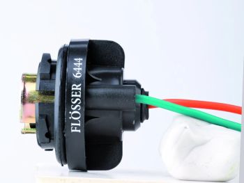 SOCKET W/CABLE BULBS BA15S