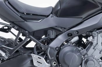 BRAKE FLUID RESERVOIR GUARD