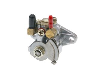 oil pump for Piaggio 50cc older models (w/ carburetor) = IP38549